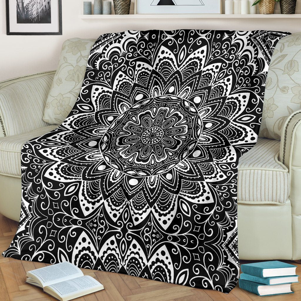 Black And White Premium Blanket